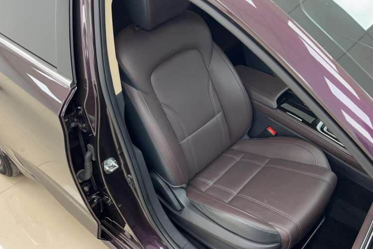 Used Changan Raeton CC 2018 1.5T Automatic Elegant Version China V Standard