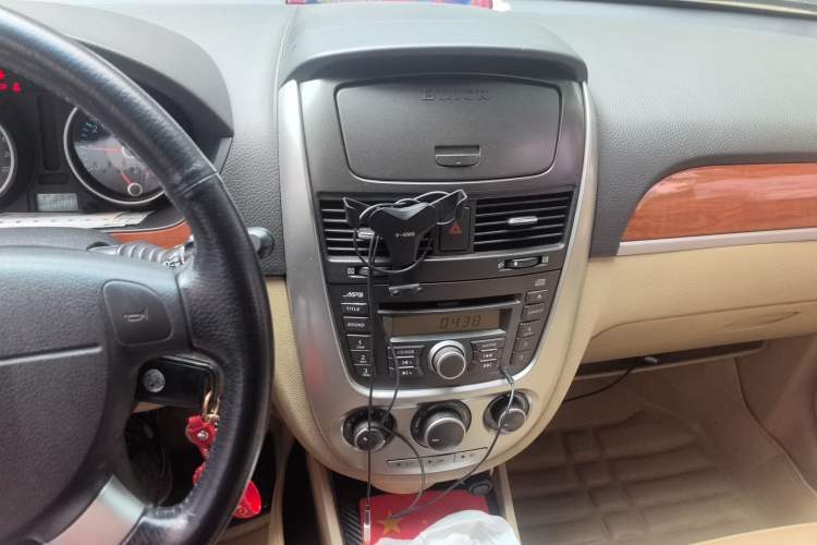 Used Buick Excelle 2011 1.6 LE-MT
