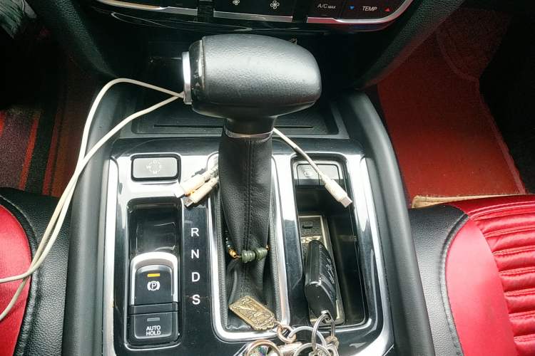 Used GAC Trumpchi GS7 2017 320T Two-Wheel-Drive Luxury Smart Connectivity Model
