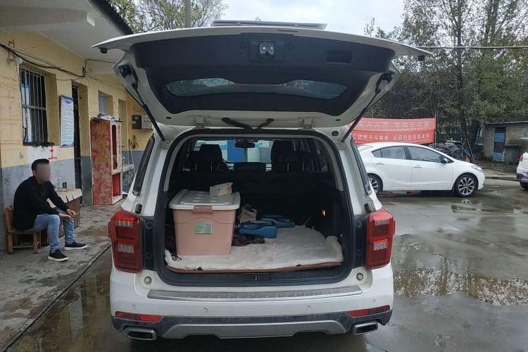 Used GAC Trumpchi GS7 2017 320T Two-Wheel-Drive Luxury Smart Connectivity Model
