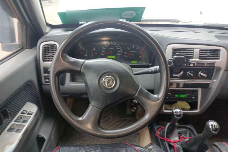 Used Dongfeng Ruichi 2013 3.2T Xingye Edition Diesel 4x4 Standard Version CYQD80-E4