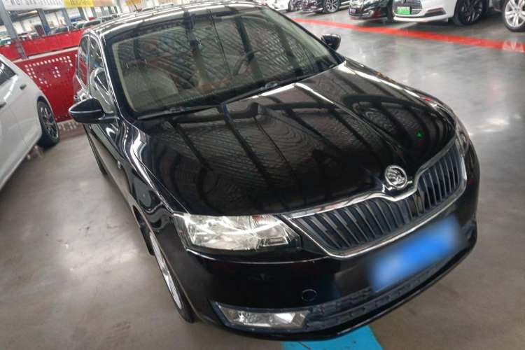 Used Skoda Rapid 2016 1.4L Manual Trend Edition Front Right 45 Deg