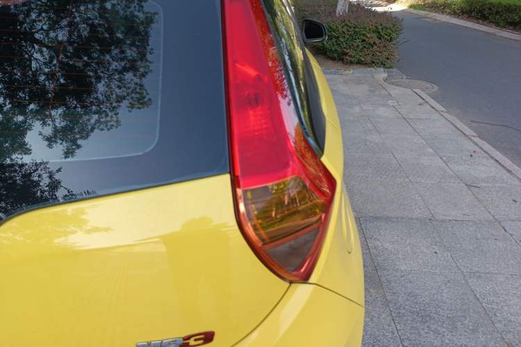 Used MG 3 2013 1.5L AMT Elite Edition
