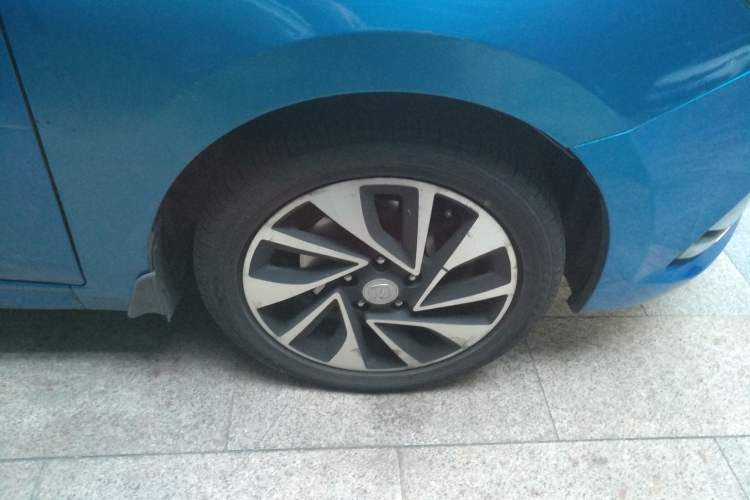 Used Changan Alsvin V7 2015 1.6L Automatic Fun Model China V Standard