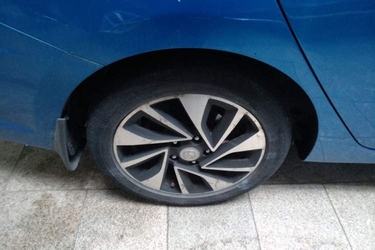 Used Changan Alsvin V7 2015 1.6L Automatic Fun Model China V Standard