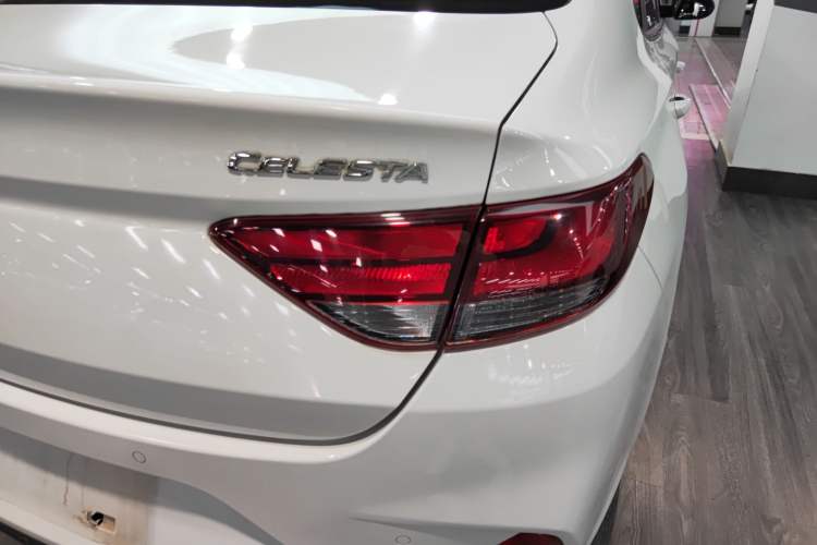 Used Hyundai Celesta 2017 1.6L Automatic Enjoyment Version GLS