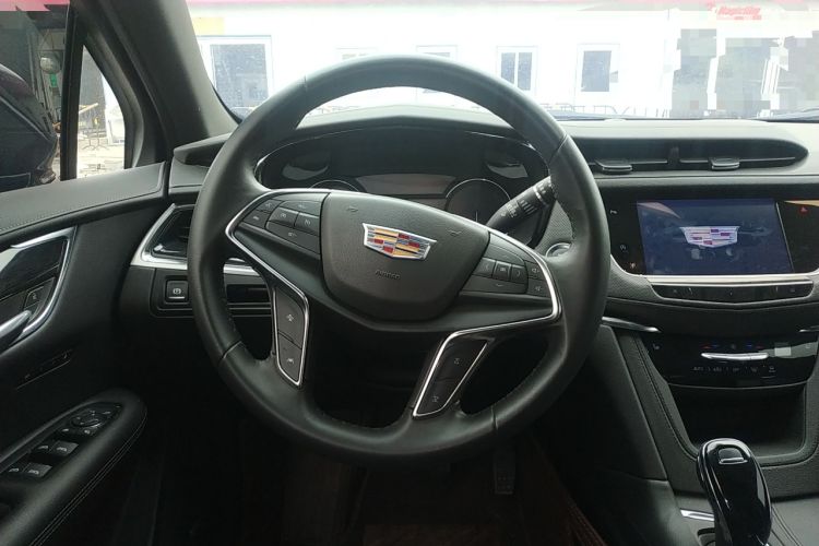 Used Cadillac XT5 2022 2.0T Two-Wheel Drive Luxury Version
