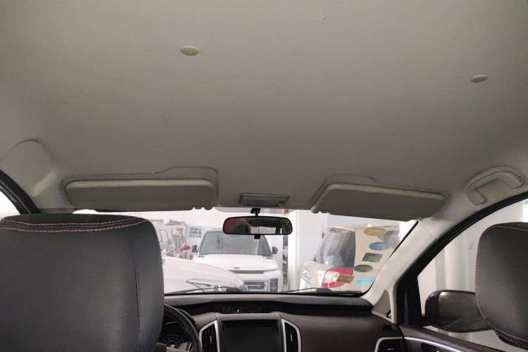 Used HYOSOW H3 2015 1.5L manual Comfort trim level