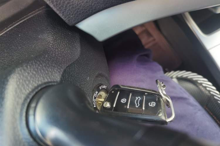 Used JAC Refine S3 2016 1.5L Manual Luxury Smart Premium Edition
