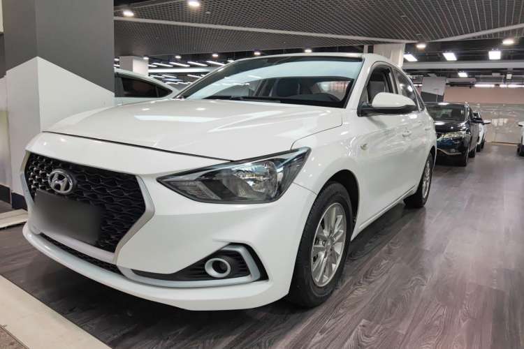 Used Hyundai Celesta 2017 1.6L Automatic Enjoyment Version GLS