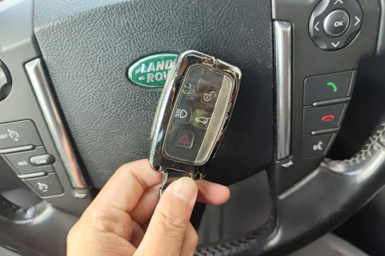 Used Land Rover Discovery 2011 3.0 SDV6 HSE Diesel Version
