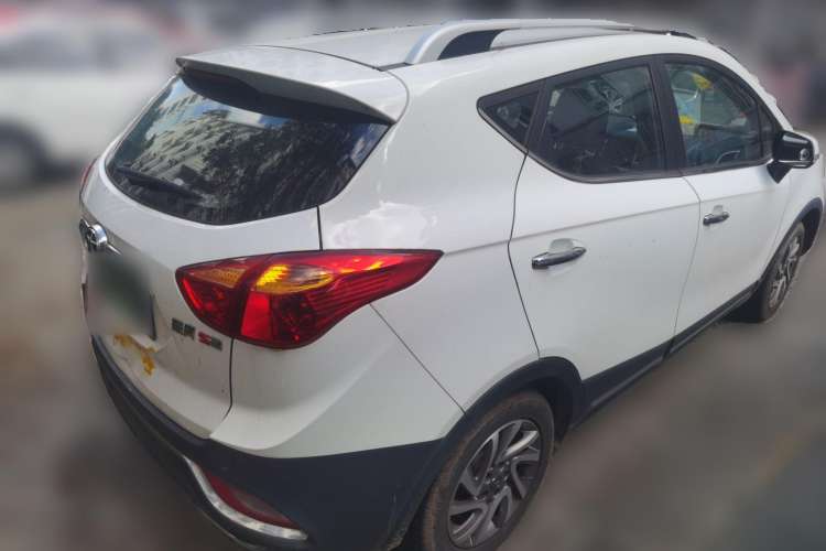 Used JAC Refine S3 2016 1.5L Manual Luxury Smart Premium Edition
