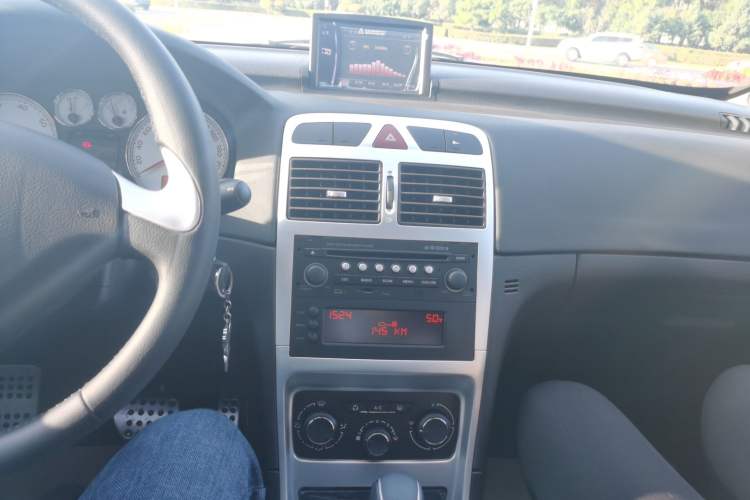 Used Peugeot 307 2013 1.6L Automatic CROSS