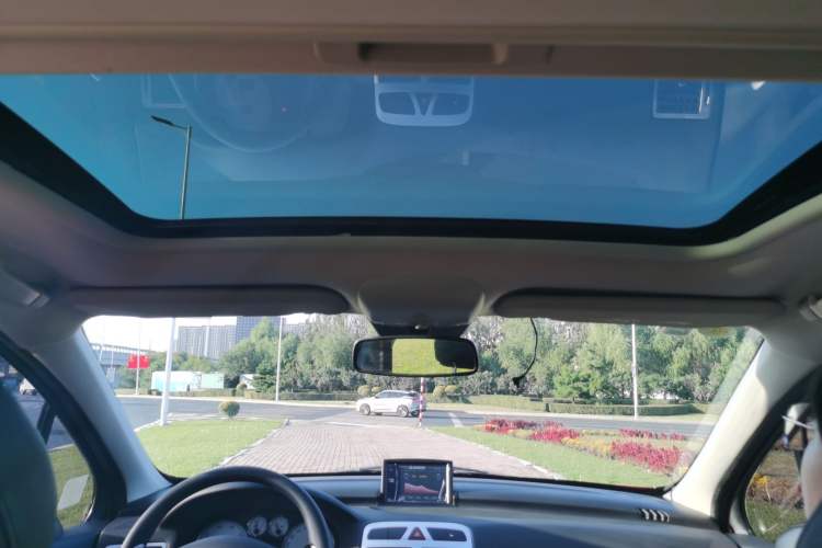 Used Peugeot 307 2013 1.6L Automatic CROSS