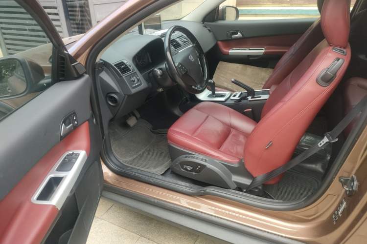 Used Volvo C30 2012 2.0L Aktiv Dynamic Package Edition