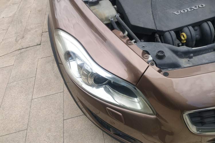 Used Volvo C30 2012 2.0L Aktiv Dynamic Package Edition