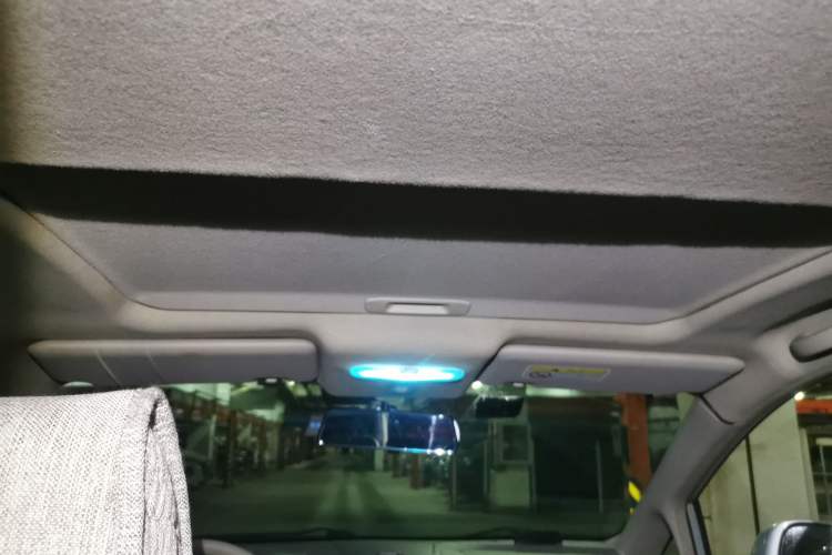 Used Venucia D50 2012 1.6L Automatic Prestige Edition
