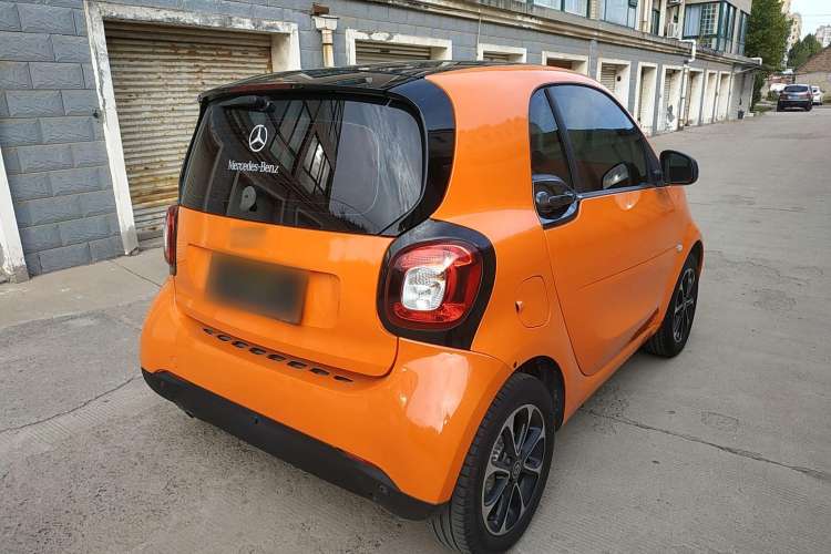 Used smart fortwo 2015 1.0L 52 kW Hardtop Passion Edition