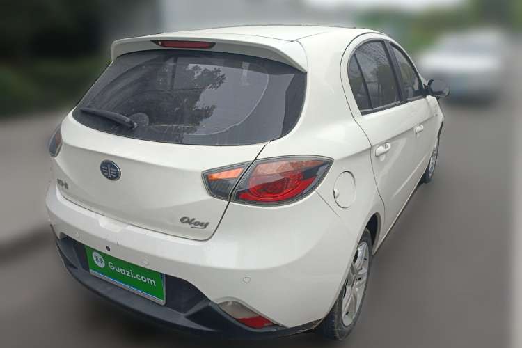 Used Oley Oley 2014 Hatchback 1.5L Automatic Comfort Model
