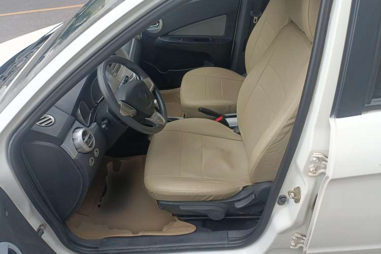 Used Oley Oley 2014 Hatchback 1.5L Automatic Comfort Model
