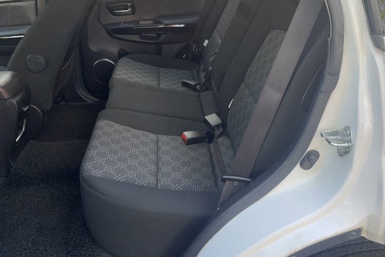 Used Haval H5 Classic 2015 2.0T Manual Two-Wheel Drive Advanced Version
