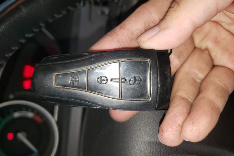 Used Roewe e550 2016 Deluxe Edition
