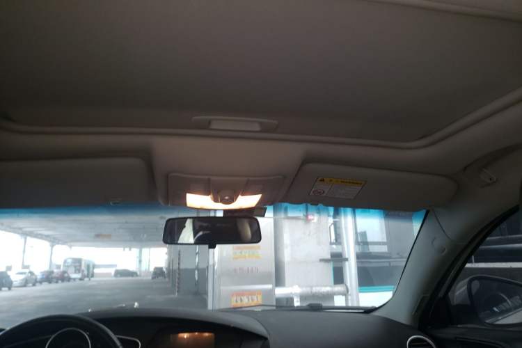 Used Roewe e550 2016 Deluxe Edition
