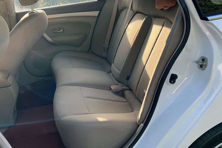 Used Dongfeng Aeolus A60 2014 1.5L Manual Elite Model
