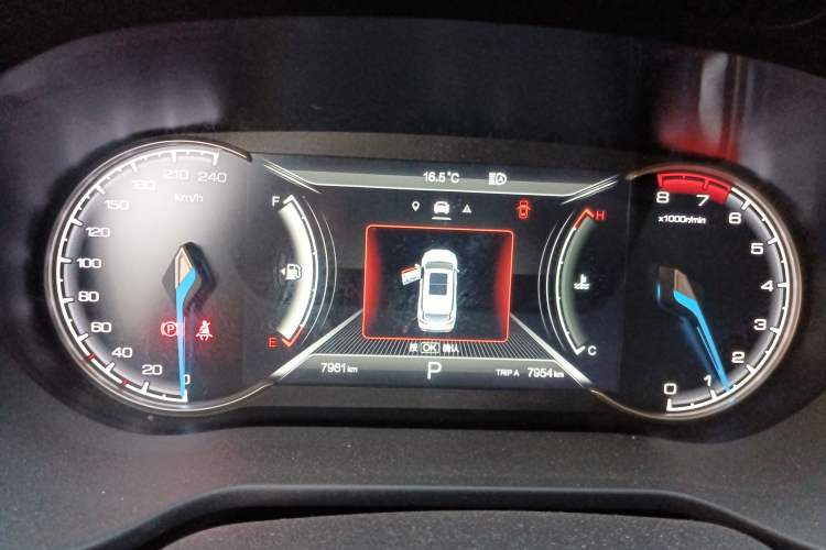 Used Oshan COS1 2018 1.5T Automatic Smart 6-Seater