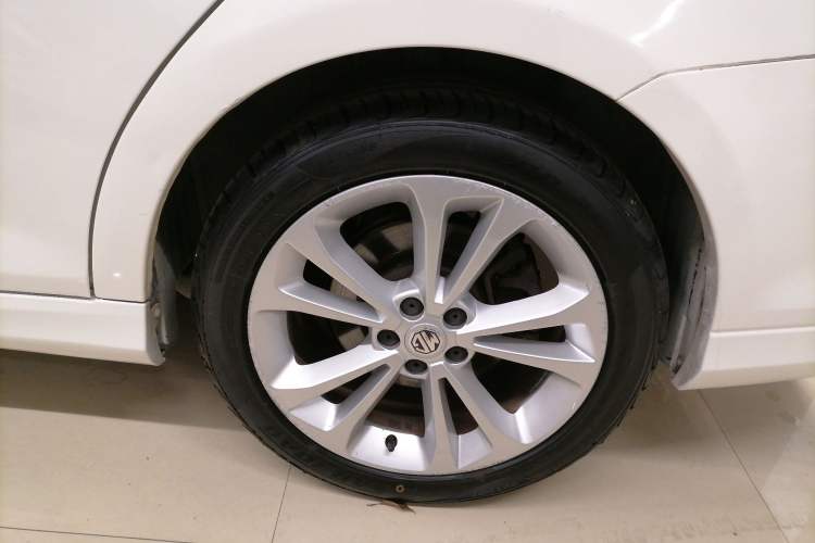 Used MG 6 2015 Hatchback 1.8T 90th Anniversary Track Champion Edition Automatic inkaNet Elite Model
