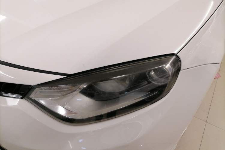 Used MG 6 2015 Hatchback 1.8T 90th Anniversary Track Champion Edition Automatic inkaNet Elite Model
