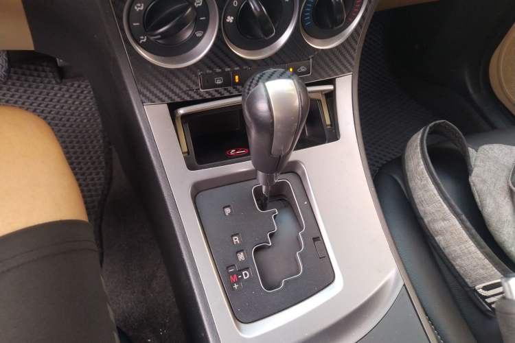 Used Mazda Mazda 3 2010 Hatchback 1.6 Automatic Luxury Model
