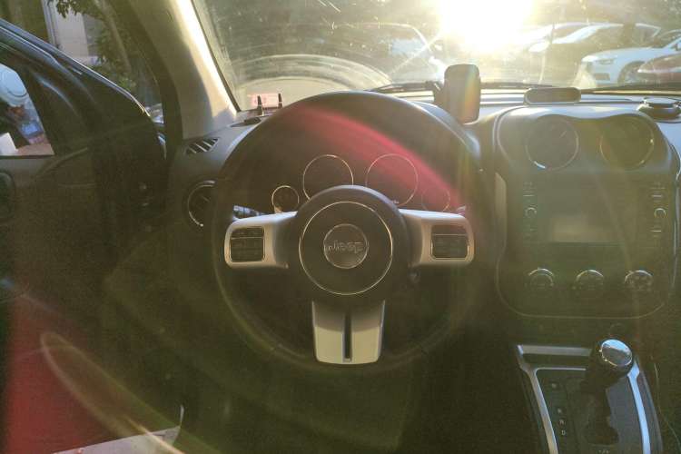 Used Jeep Compass 2014 Revised Version 2.4L Four-Wheel Drive Comfort Edition
