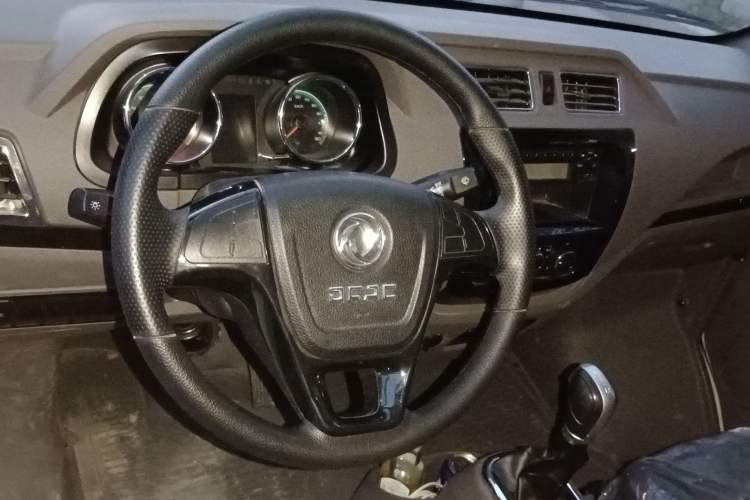 Used Dongfeng Yufeng Yufeng EM26 2023 High-End Model 41.86 kWh CATL