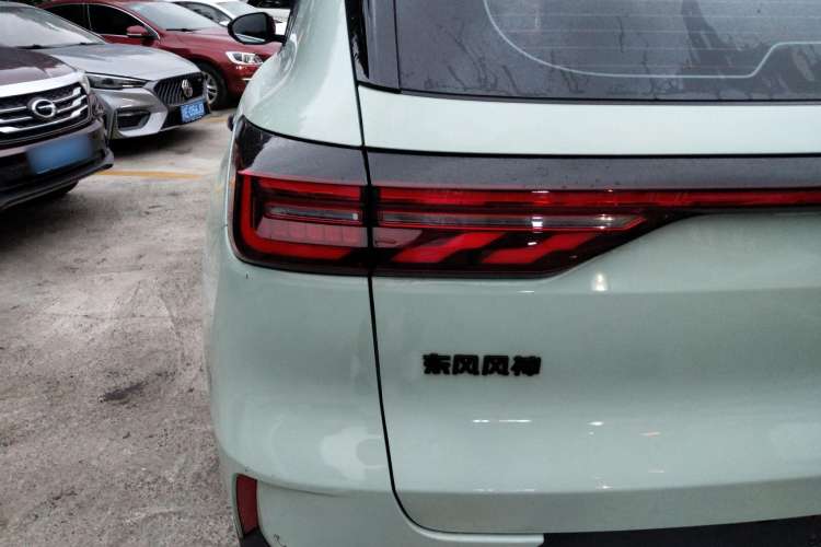 Used Dongfeng Aeolus Huge 2022 Mach Dual-Motor 1.5T MHD Dare-to-Dream Edition
