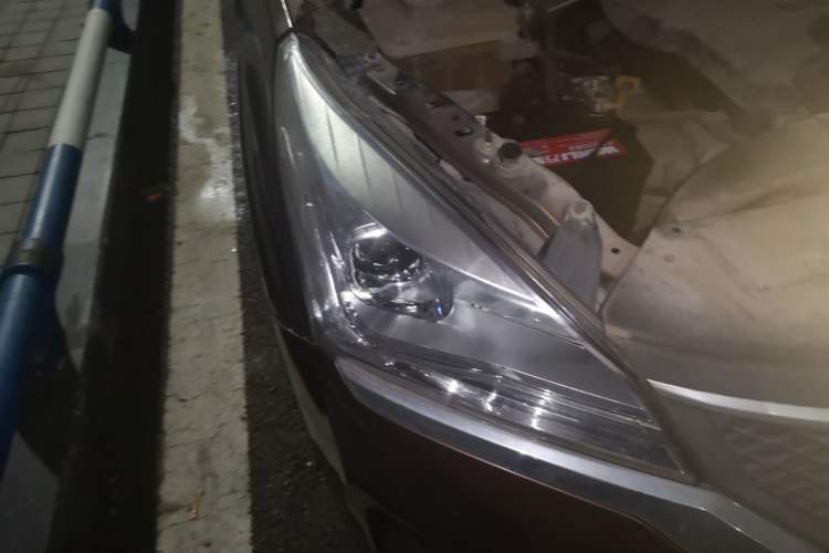 Used HYOSOW H3 2015 1.5L manual luxury version
