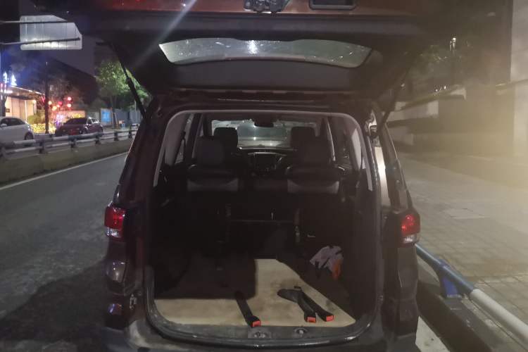 Used HYOSOW H3 2015 1.5L manual luxury version
