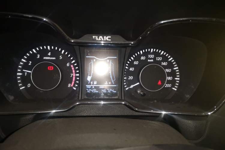 Used HYOSOW H3 2015 1.5L manual luxury version
