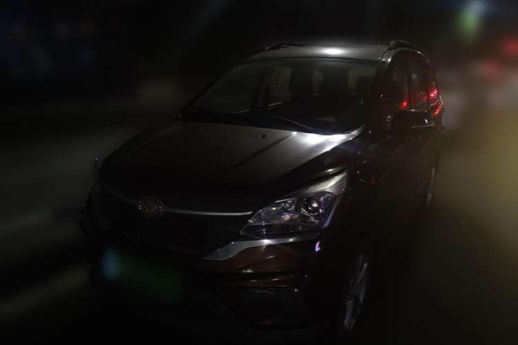 Used HYOSOW H3 2015 1.5L manual luxury version