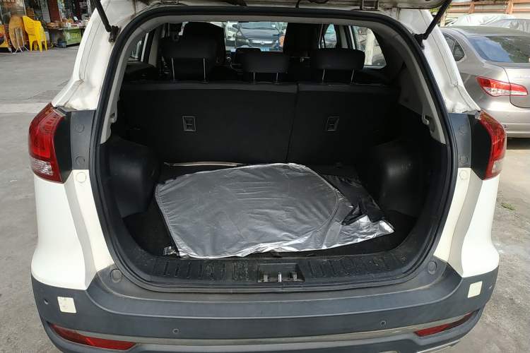 Used JAC Refine S3 2017 1.6L Manual Luxury Smart Model
