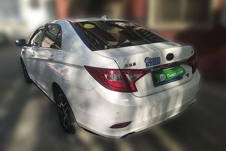 Used BYD G5 2014 1.5TID Automatic Prestige Model

