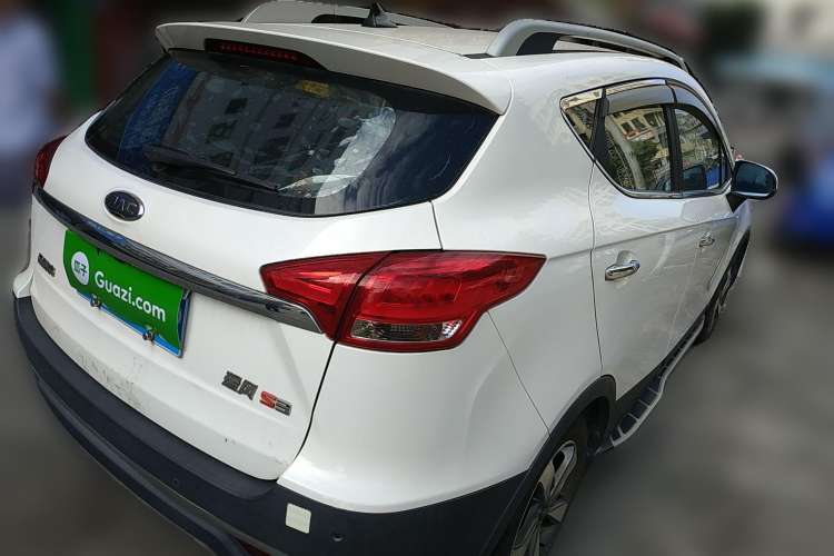 Used JAC Refine S3 2017 1.6L Manual Luxury Smart Model
