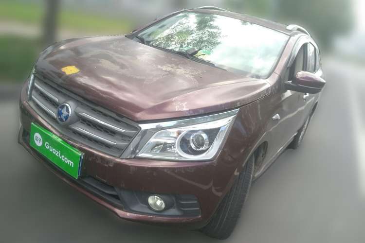 Used Venucia T70 2015 2.0L CVT Smart Edition