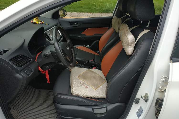 Used Hyundai Verna RV 2017 1.4L Automatic Sport Version National Emission Standard V
