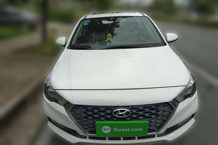 Used Hyundai Verna RV 2017 1.4L Automatic Sport Version National Emission Standard V
