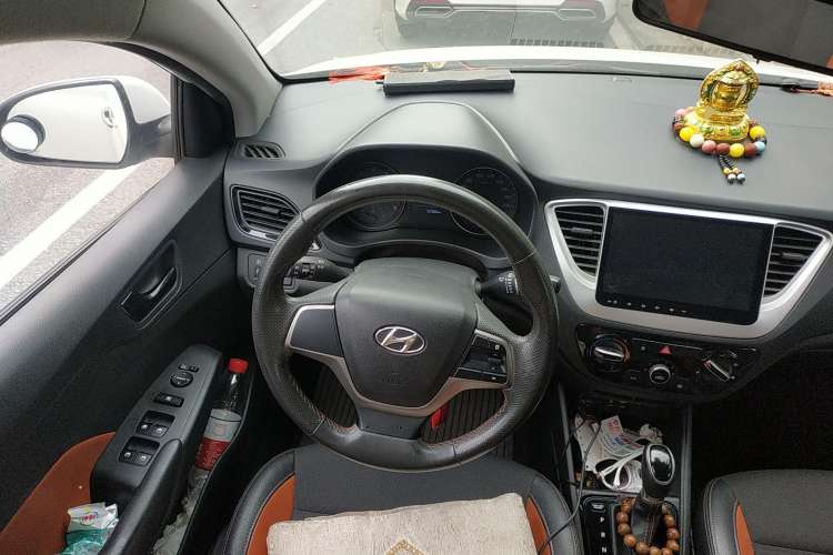 Used Hyundai Verna RV 2017 1.4L Automatic Sport Version National Emission Standard V
