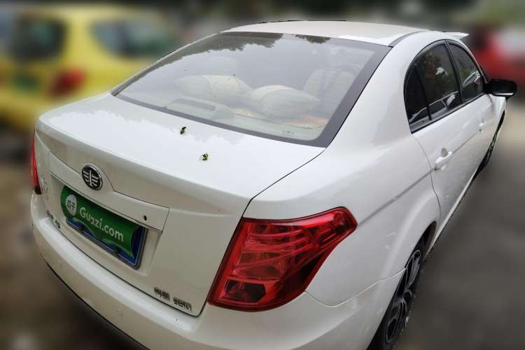 Used Bestune B50 2013 1.6L manual luxury version
