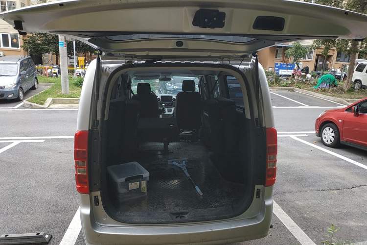 Used JAC M3 2023 PLUS 1.5T 5/7-seat Classic Edition Trunk