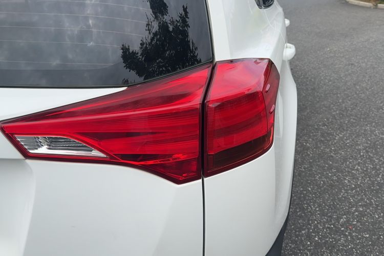 Used Toyota RAV4 2013 2.0L Manual Two-Wheel Drive Urban Edition
