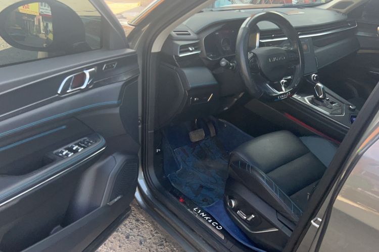 Used Lynk & Co 05 2022 2.0T Two-Wheel Drive Shine Halo
